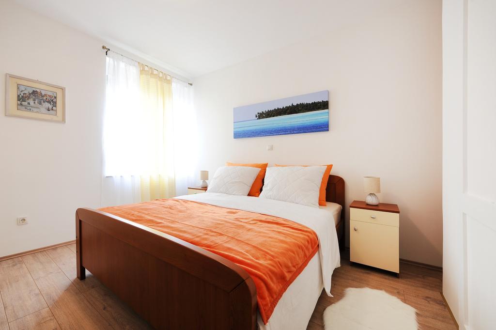Apartma Little Cosy *
